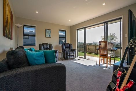 Photo of property in 16 Nolan Place, Katikati, 3129