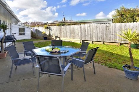 Photo of property in 62 Union Road, Howick, Auckland, 2014