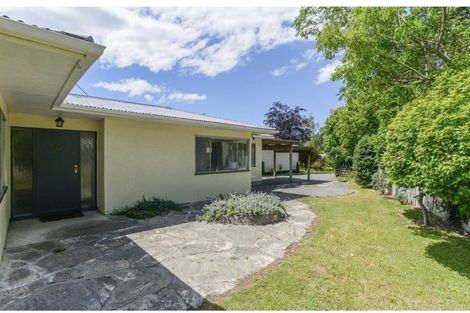 Photo of property in 16 Selwyn Road, Havelock North, 4130