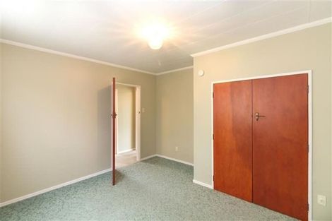 Photo of property in 6a Hollows Crescent, Takaro, Palmerston North, 4412