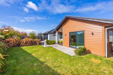 Photo of property in 6 Kapua Crescent, Rototuna North, Hamilton, 3210