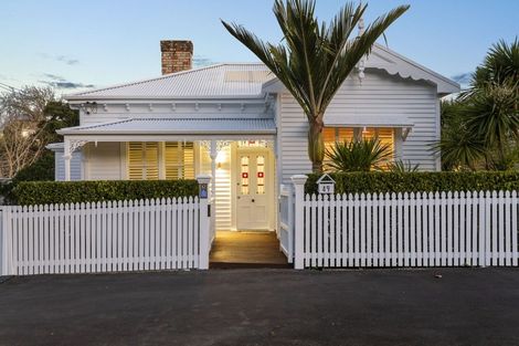 Photo of property in 49 Anglesea Street, Freemans Bay, Auckland, 1011