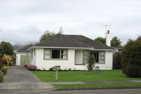 Photo of property in 16 Gardener Street, Levin, 5510