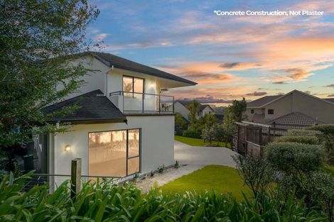 Photo of property in 81 Mt Lebanon Crescent, The Gardens, Auckland, 2105