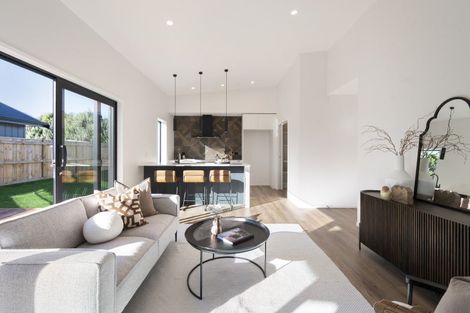 Photo of property in 12 Parkside Avenue, Maewa, Feilding, 4702