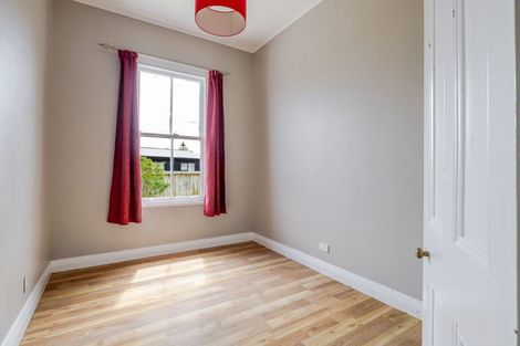 Photo of property in 6 Charles Cross Street, Longburn, Palmerston North, 4412