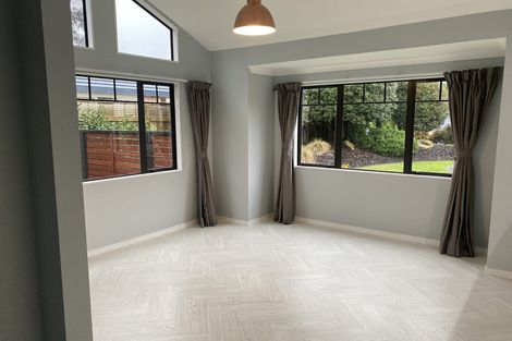 Photo of property in 44 Realm Drive, Paraparaumu, 5032