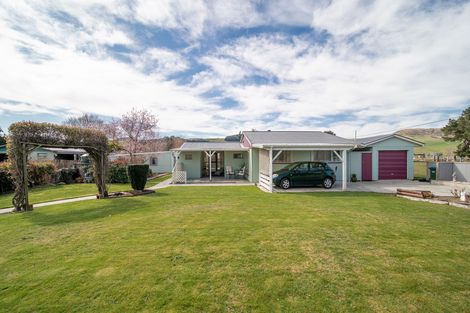 Photo of property in 11 Millers Flat-beaumont Road, Millers Flat, Roxburgh, 9572