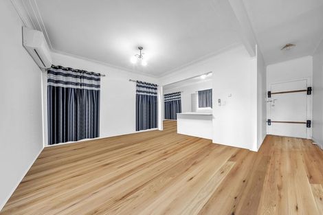 Photo of property in 1/26 Cambridge Terrace, Papatoetoe, Auckland, 2025