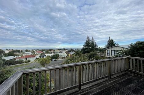 Photo of property in 134 Cornfoot Street, Castlecliff, Whanganui, 4501