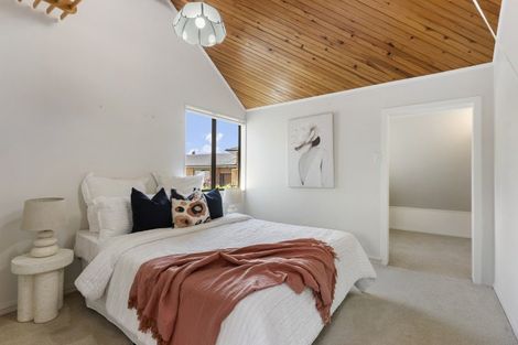 Photo of property in 55 St Annes Crescent, Wattle Downs, Auckland, 2103