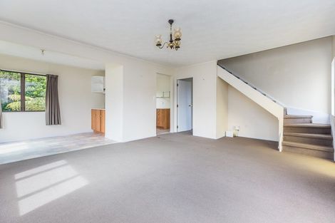 Photo of property in 2/24 Thalia Place, Totara Vale, Auckland, 0629