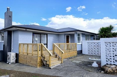 Photo of property in 4 Ruby Street, Manurewa, Auckland, 2102