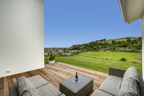 Photo of property in 4 Ridgeway Terrace, Taradale, Napier, 4112