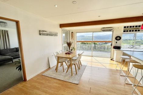 Photo of property in 94 Jamaica Drive, Grenada North, Wellington, 5028