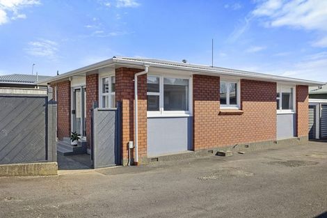 Photo of property in 1/306 Devon Street West, New Plymouth, 4310