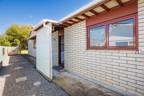 Photo of property in 12b Oxford Street, Marton, 4710