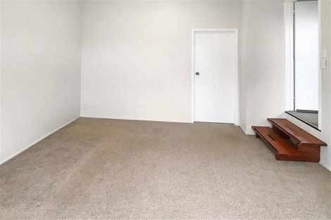 Photo of property in 54 Meadway, Sunnyhills, Auckland, 2010