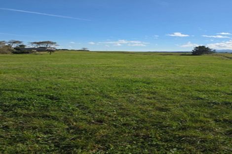 Photo of property in 2680 Eltham Road, Te Kiri, Opunake, 4682