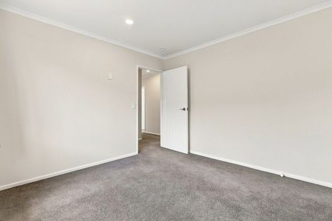 Photo of property in 21 Sorrento Place, Kelvin Grove, Palmerston North, 4414