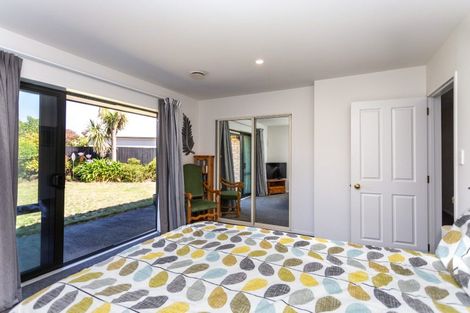 Photo of property in 9 Evenwood Place, Waimairi Beach, Christchurch, 8083