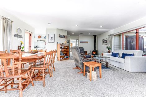 Photo of property in 18 Moreland Avenue, Pukete, Hamilton, 3200