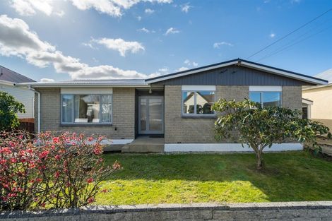 Photo of property in 11 Dick Street, South Dunedin, Dunedin, 9012