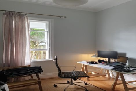 Photo of property in 27 Tramway Road, Beach Haven, Auckland, 0626