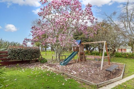 Photo of property in 237 Thornton Road, Thornton, Whakatane, 3194