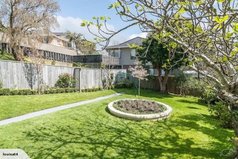 Photo of property in 10 Cavendish Square, Strathmore Park, Wellington, 6022