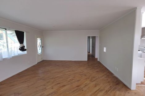 Photo of property in 1/10 Rotoiti Avenue, Pakuranga Heights, Auckland, 2010
