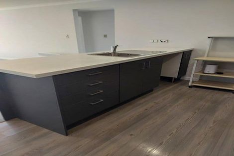 Photo of property in 30a Paremata Crescent, Paremata, Porirua, 5024