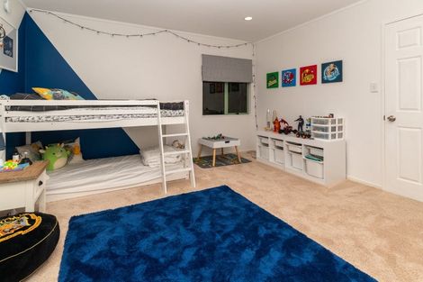 Photo of property in 12 Shannon Place, Torbay, Auckland, 0630