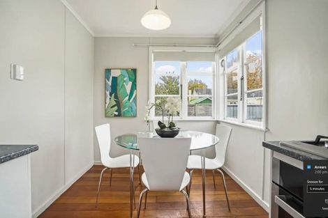 Photo of property in 33 Pinfold Avenue, Hamilton East, Hamilton, 3216