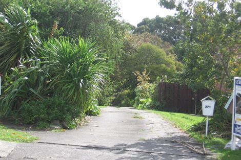 Photo of property in 1/20a Eastglen Road, Glen Eden, Auckland, 0602
