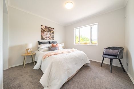 Photo of property in 22 Bridge Road, Birchville, Upper Hutt, 5018