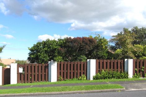 Photo of property in 1 Culver Terrace, Howick, Auckland, 2014