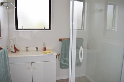 Photo of property in 15a Te Manuao Road, Otaki, 5512