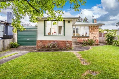 Photo of property in 29 Strid Road, Te Atatu South, Auckland, 0610