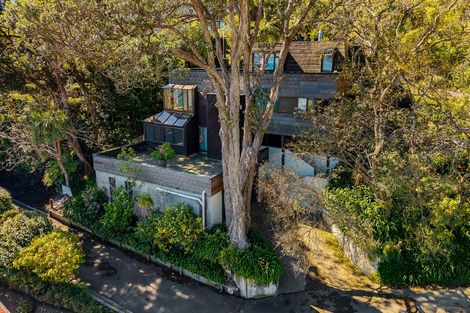 Photo of property in 11a Taumaru Avenue, Lowry Bay, Lower Hutt, 5013