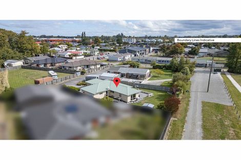 Photo of property in 62 Railway Road, Rangiora, 7400