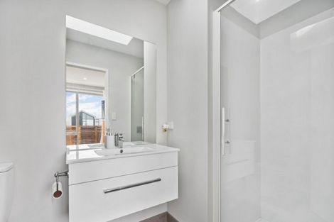 Photo of property in 20 Courage Road, Papakura, 2110