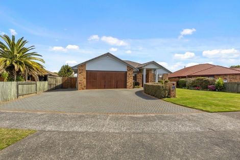 Photo of property in 11 Frame Place, Owhata, Rotorua, 3010