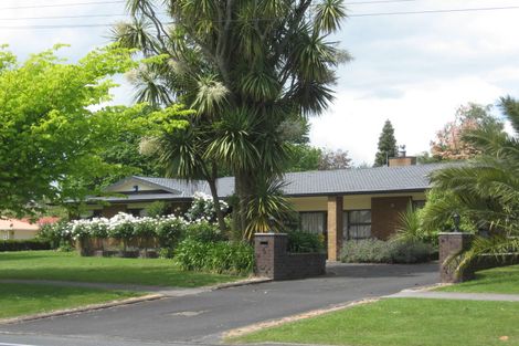 Photo of property in 262 Shakespeare Street, Leamington, Cambridge, 3432