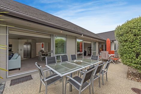 Photo of property in 1 Bridal Place, Silverdale, 0932