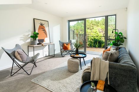 Photo of property in 84 Ara Paiwhenua, Tawa, Wellington, 5028