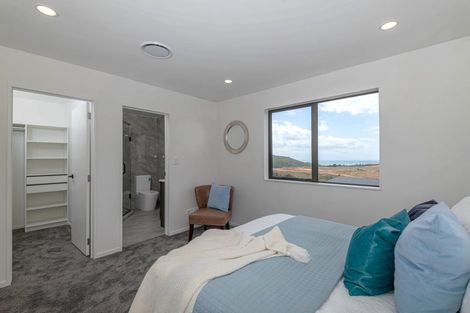 Photo of property in 10 Rockpool Road, Orewa, 0931