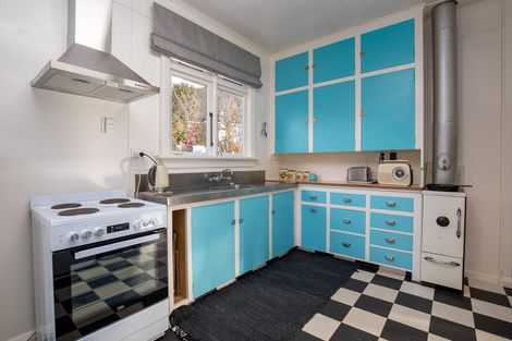 Photo of property in 34 Branxholm Street, Roxburgh, 9500