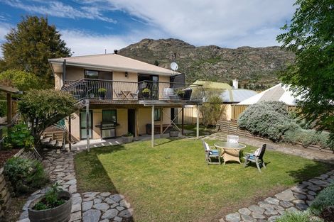 Photo of property in 6 Robertson Street, Frankton, Queenstown, 9300