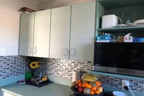 Photo of property in 2/5 Hinemoa Street, Waiwhetu, Lower Hutt, 5010